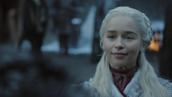 extant_GameOfThrones_8x01-Winterfell_0614