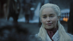 extant_GameOfThrones_8x01-Winterfell_0616