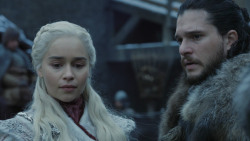 extant_GameOfThrones_8x01-Winterfell_0637
