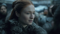 extant_GameOfThrones_8x01-Winterfell_0644