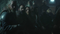 extant_GameOfThrones_8x01-Winterfell_0654