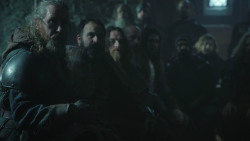 extant_GameOfThrones_8x01-Winterfell_0655