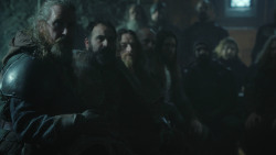 extant_GameOfThrones_8x01-Winterfell_0656
