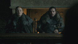 extant_GameOfThrones_8x01-Winterfell_0681