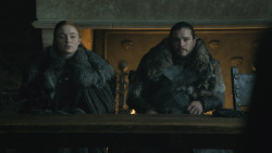 extant_GameOfThrones_8x01-Winterfell_0688