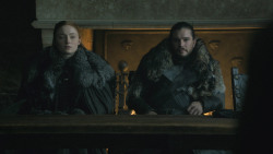 extant_GameOfThrones_8x01-Winterfell_0689