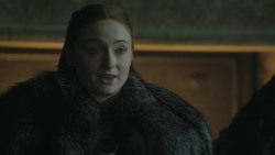 extant_GameOfThrones_8x01-Winterfell_0707