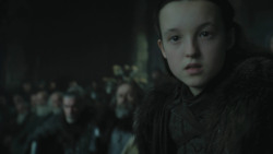 extant_GameOfThrones_8x01-Winterfell_0737