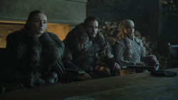 extant_GameOfThrones_8x01-Winterfell_0748