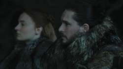 extant_GameOfThrones_8x01-Winterfell_0781
