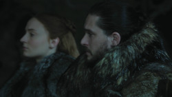extant_GameOfThrones_8x01-Winterfell_0782