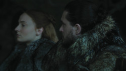 extant_GameOfThrones_8x01-Winterfell_0783