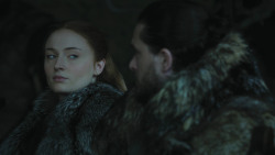 extant_GameOfThrones_8x01-Winterfell_0786