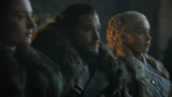 extant_GameOfThrones_8x01-Winterfell_0812