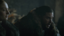 extant_GameOfThrones_8x01-Winterfell_0814
