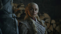 extant_GameOfThrones_8x01-Winterfell_0829