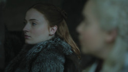 extant_GameOfThrones_8x01-Winterfell_0838