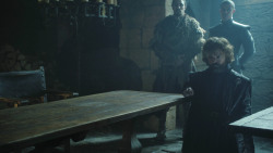extant_GameOfThrones_8x01-Winterfell_0873