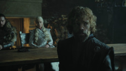 extant_GameOfThrones_8x01-Winterfell_0878