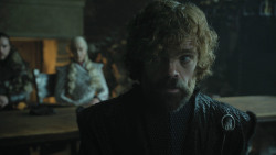 extant_GameOfThrones_8x01-Winterfell_0880