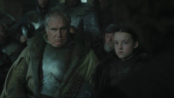 extant_GameOfThrones_8x01-Winterfell_0886