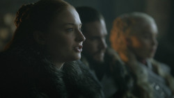extant_GameOfThrones_8x01-Winterfell_0969