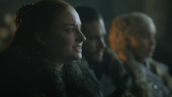 extant_GameOfThrones_8x01-Winterfell_0970
