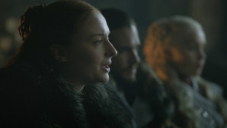 extant_GameOfThrones_8x01-Winterfell_0971