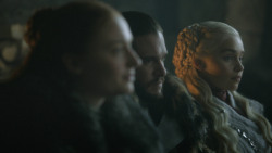 extant_GameOfThrones_8x01-Winterfell_0974