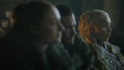 extant_GameOfThrones_8x01-Winterfell_0976