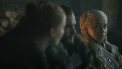 extant_GameOfThrones_8x01-Winterfell_0985