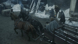 extant_GameOfThrones_8x01-Winterfell_0986
