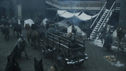 extant_GameOfThrones_8x01-Winterfell_0990