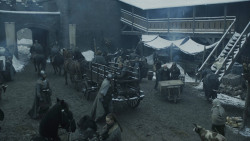 extant_GameOfThrones_8x01-Winterfell_0992