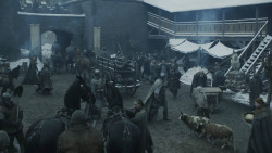 extant_GameOfThrones_8x01-Winterfell_0994