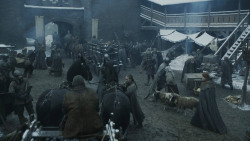 extant_GameOfThrones_8x01-Winterfell_0995