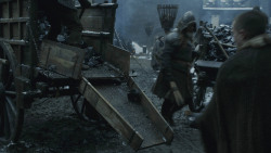 extant_GameOfThrones_8x01-Winterfell_1012