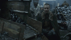 extant_GameOfThrones_8x01-Winterfell_1019