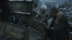 extant_GameOfThrones_8x01-Winterfell_1020