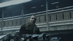 extant_GameOfThrones_8x01-Winterfell_1033
