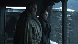 extant_GameOfThrones_8x01-Winterfell_1059