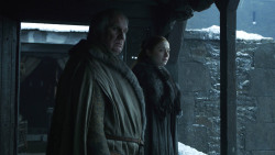 extant_GameOfThrones_8x01-Winterfell_1061
