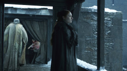 extant_GameOfThrones_8x01-Winterfell_1084