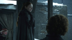 extant_GameOfThrones_8x01-Winterfell_1106