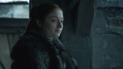extant_GameOfThrones_8x01-Winterfell_1144