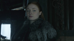 extant_GameOfThrones_8x01-Winterfell_1183