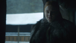 extant_GameOfThrones_8x01-Winterfell_1247