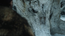 extant_GameOfThrones_8x01-Winterfell_1299