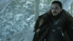 extant_GameOfThrones_8x01-Winterfell_1312