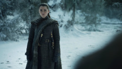extant_GameOfThrones_8x01-Winterfell_1315